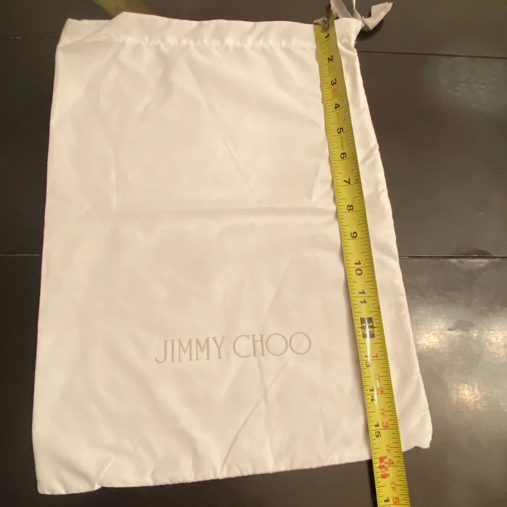 Jimmy Choo reposhing this